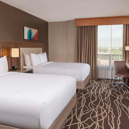 Doubletree By Hilton San Bernardino Otel Dış mekan fotoğraf