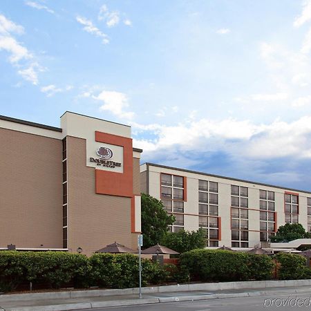 Doubletree By Hilton San Bernardino Otel Dış mekan fotoğraf