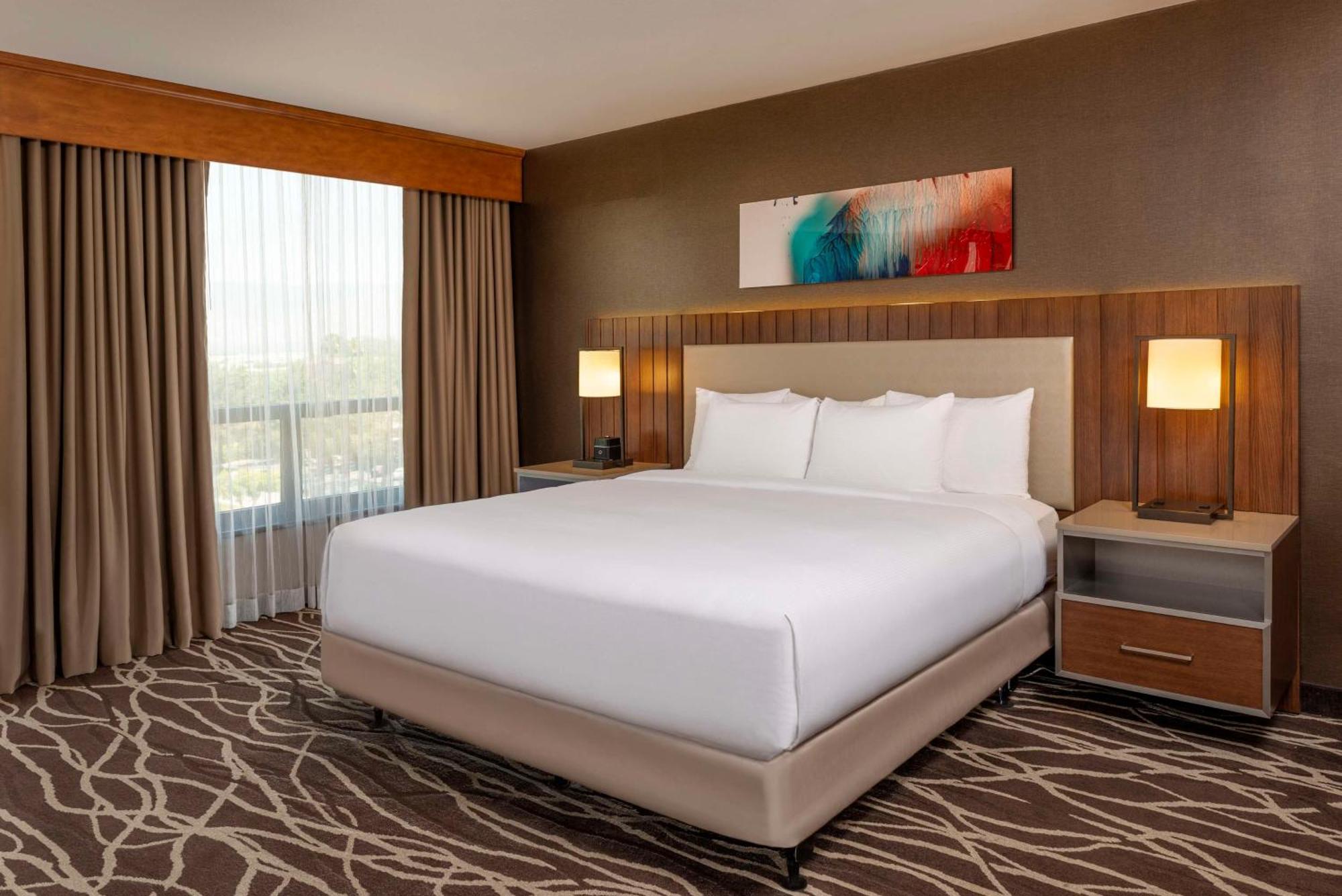 Doubletree By Hilton San Bernardino Otel Dış mekan fotoğraf