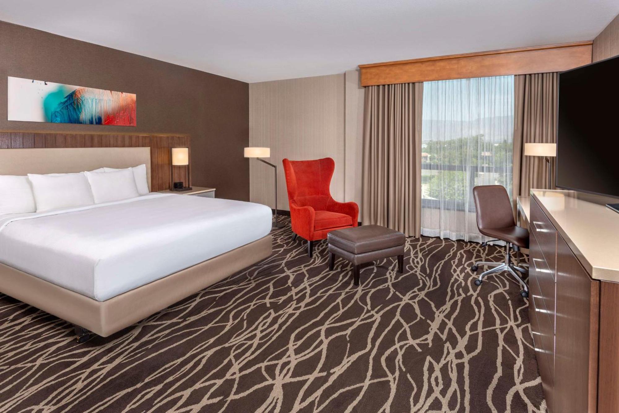 Doubletree By Hilton San Bernardino Otel Dış mekan fotoğraf