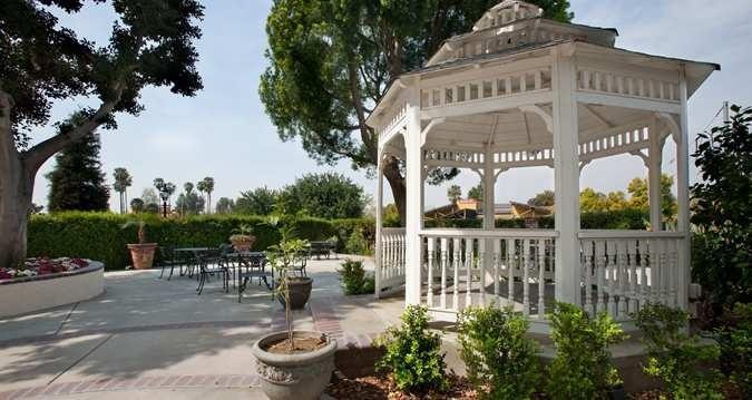 Doubletree By Hilton San Bernardino Otel Restoran fotoğraf